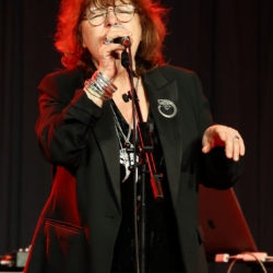 Maggie Rielly